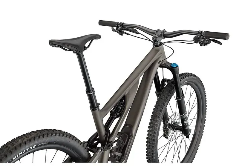 Specialized Stumpjumper EVO Comp Alloy Mountain Bike in Smoke/Black-4