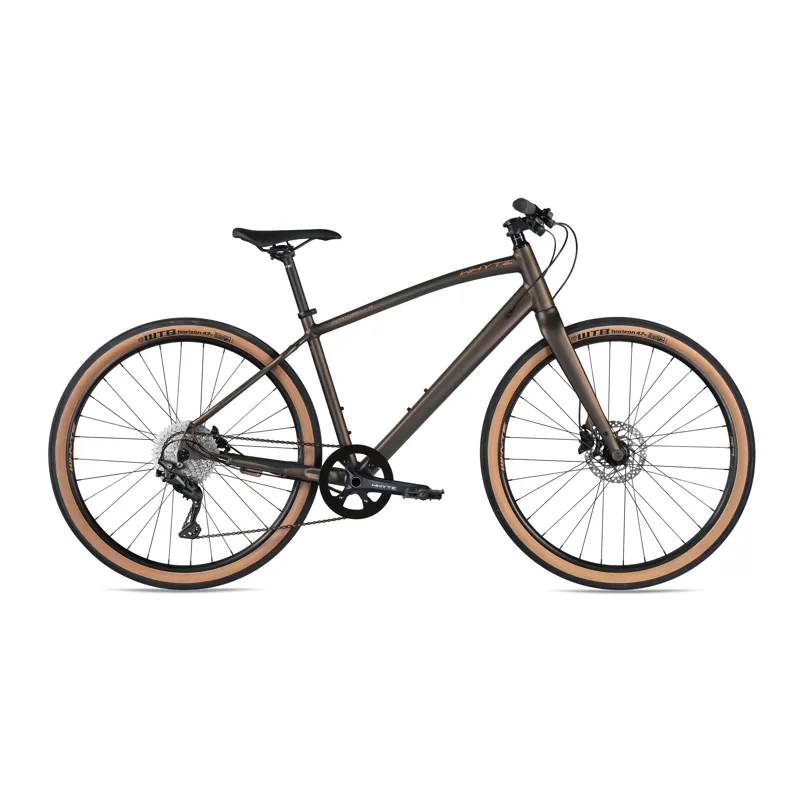 2022 Whyte Portobello Commuter Bike in Bronze