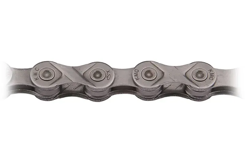 KMC E10 10-Speed 122 Link Chain in Silver